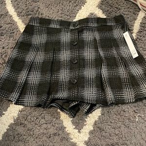Plaid Skort From Joe B! Brand New. Size L